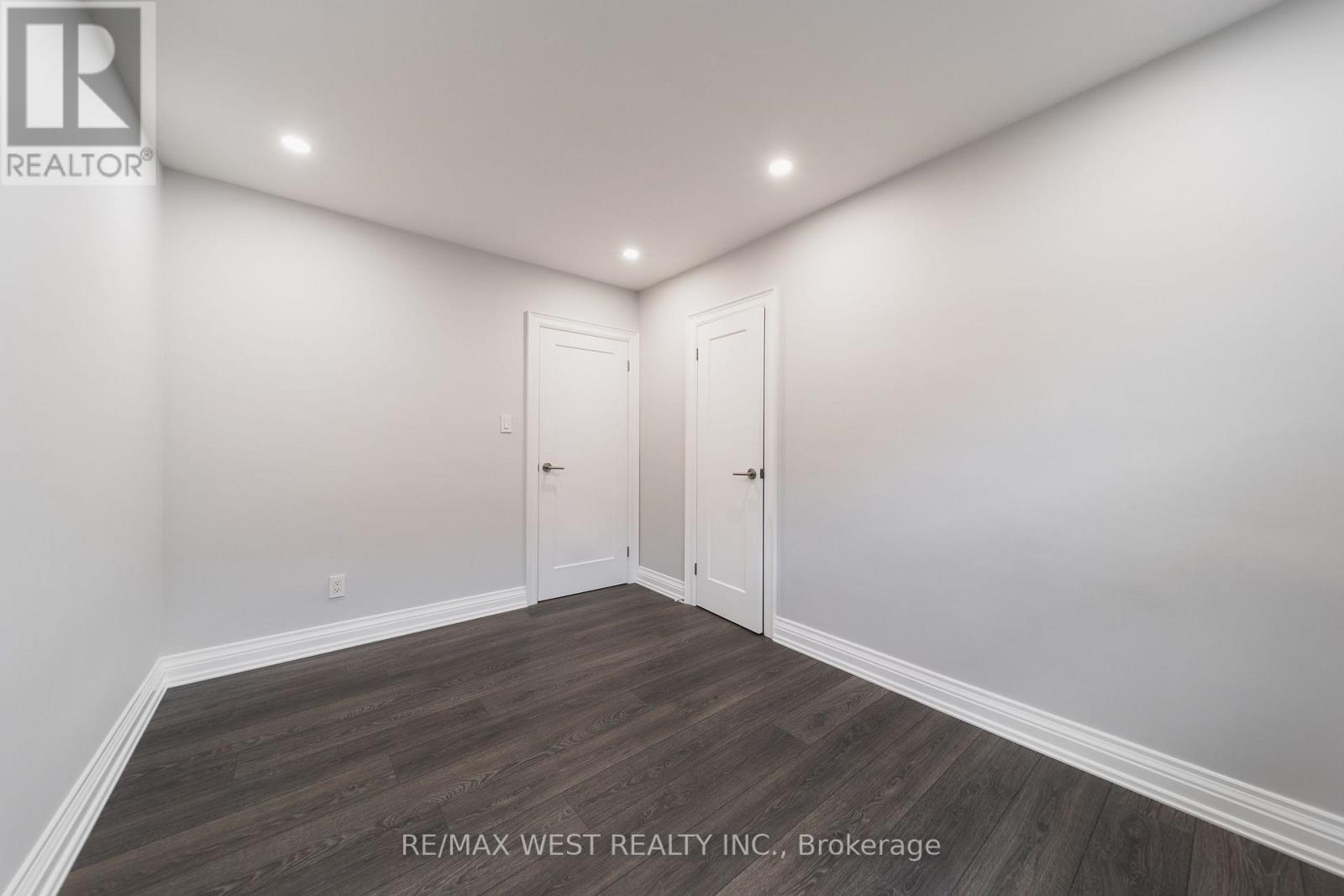 7 - 237 Melrose Street, Toronto, Ontario  M8Y 1B8 - Photo 14 - W13653258