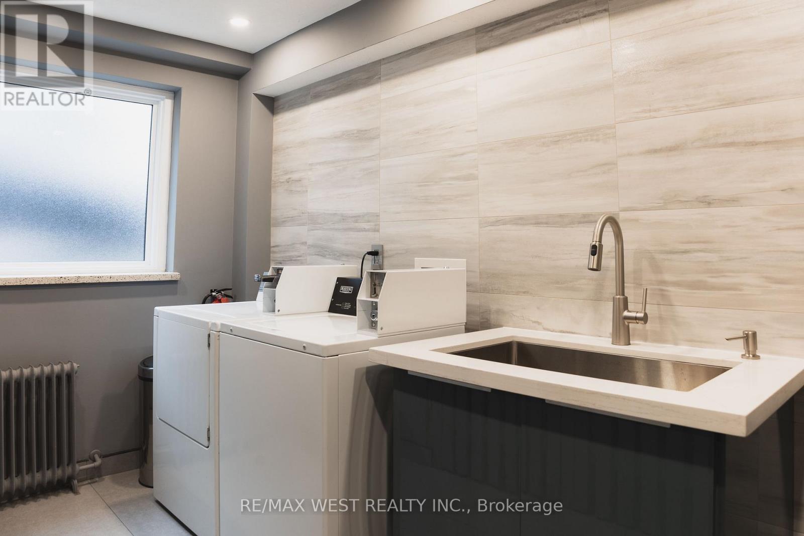 7 - 237 Melrose Street, Toronto, Ontario  M8Y 1B8 - Photo 17 - W13653258