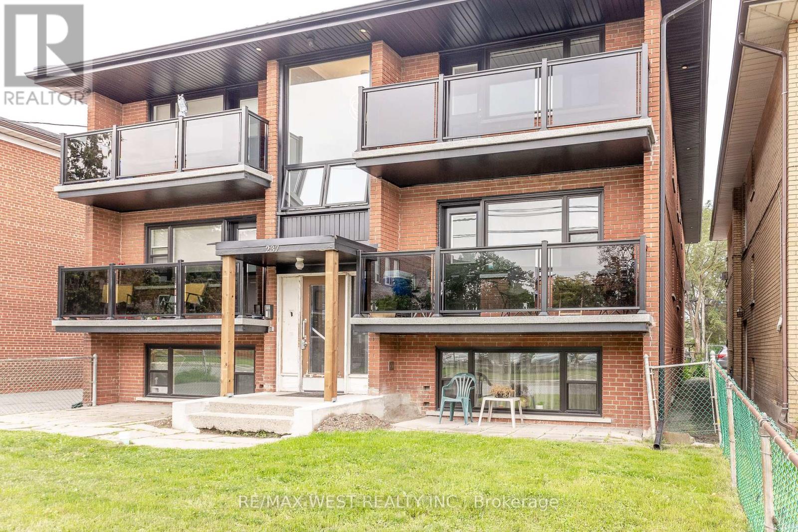 7 - 237 Melrose Street, Toronto, Ontario  M8Y 1B8 - Photo 18 - W13653258