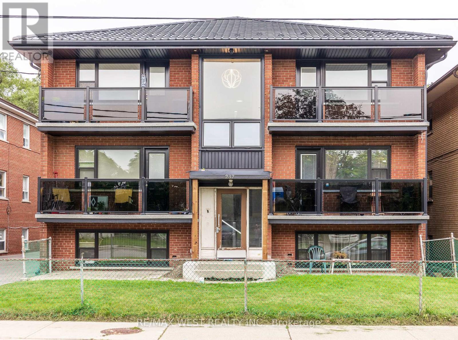7 - 237 Melrose Street, Toronto, Ontario  M8Y 1B8 - Photo 19 - W13653258
