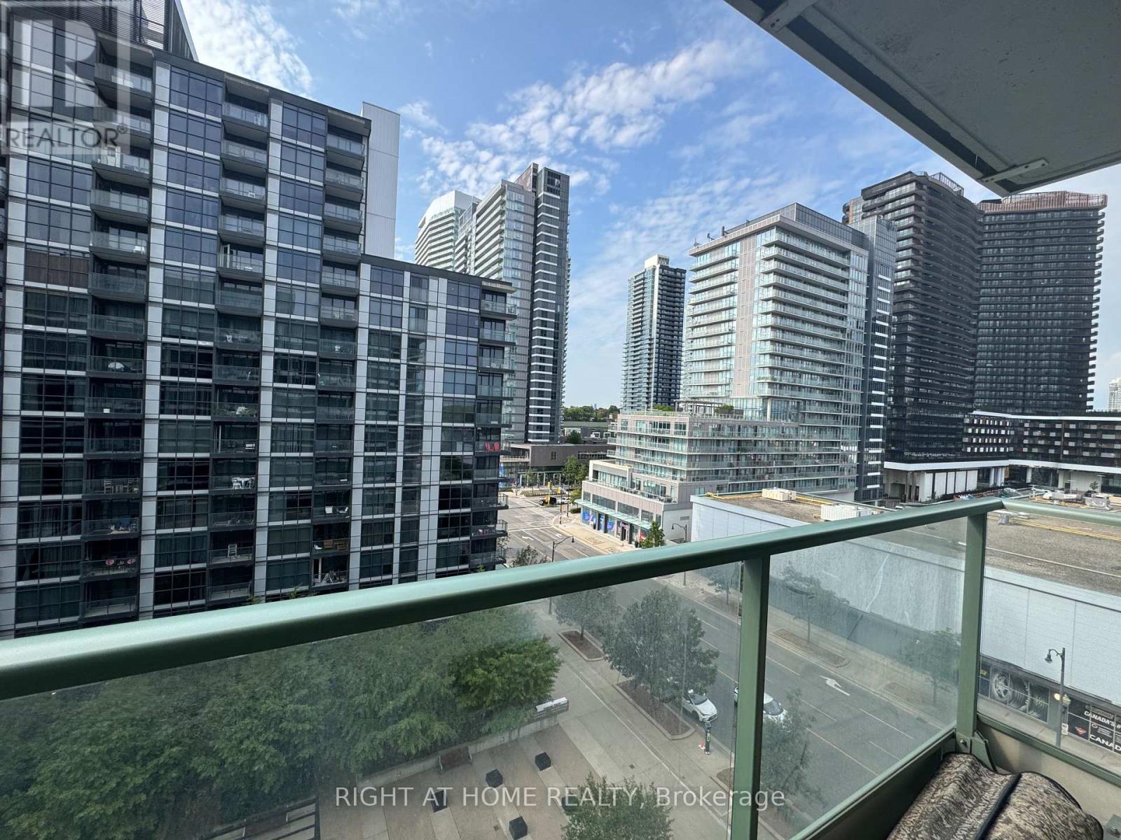 916 - 15 Singer Court, Toronto, Ontario M2K 0B2 - Photo 17 - C13653244