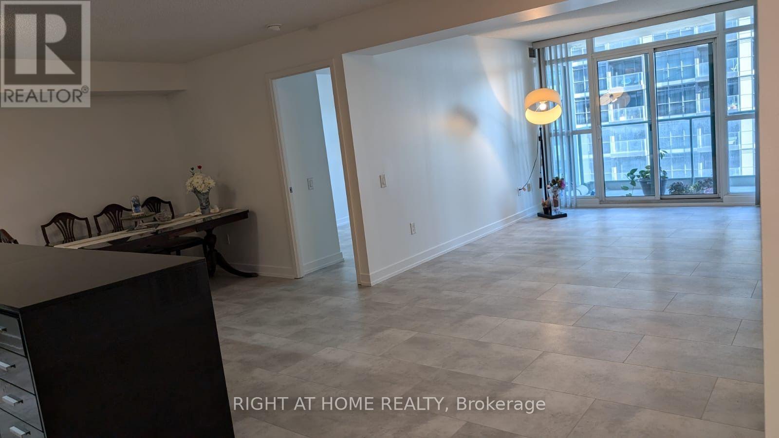 916 - 15 Singer Court, Toronto, Ontario M2K 0B2 - Photo 5 - C13653244