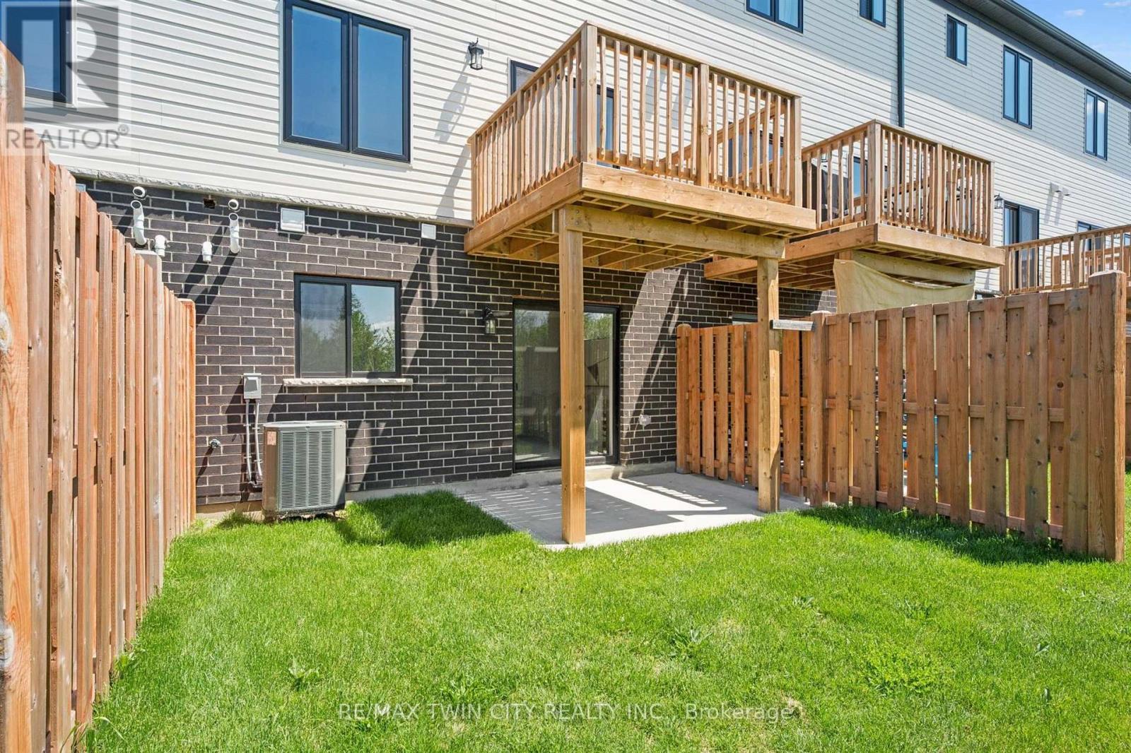 14 Sora Lane, Guelph, Ontario  N1E 0T4 - Photo 37 - X13653250