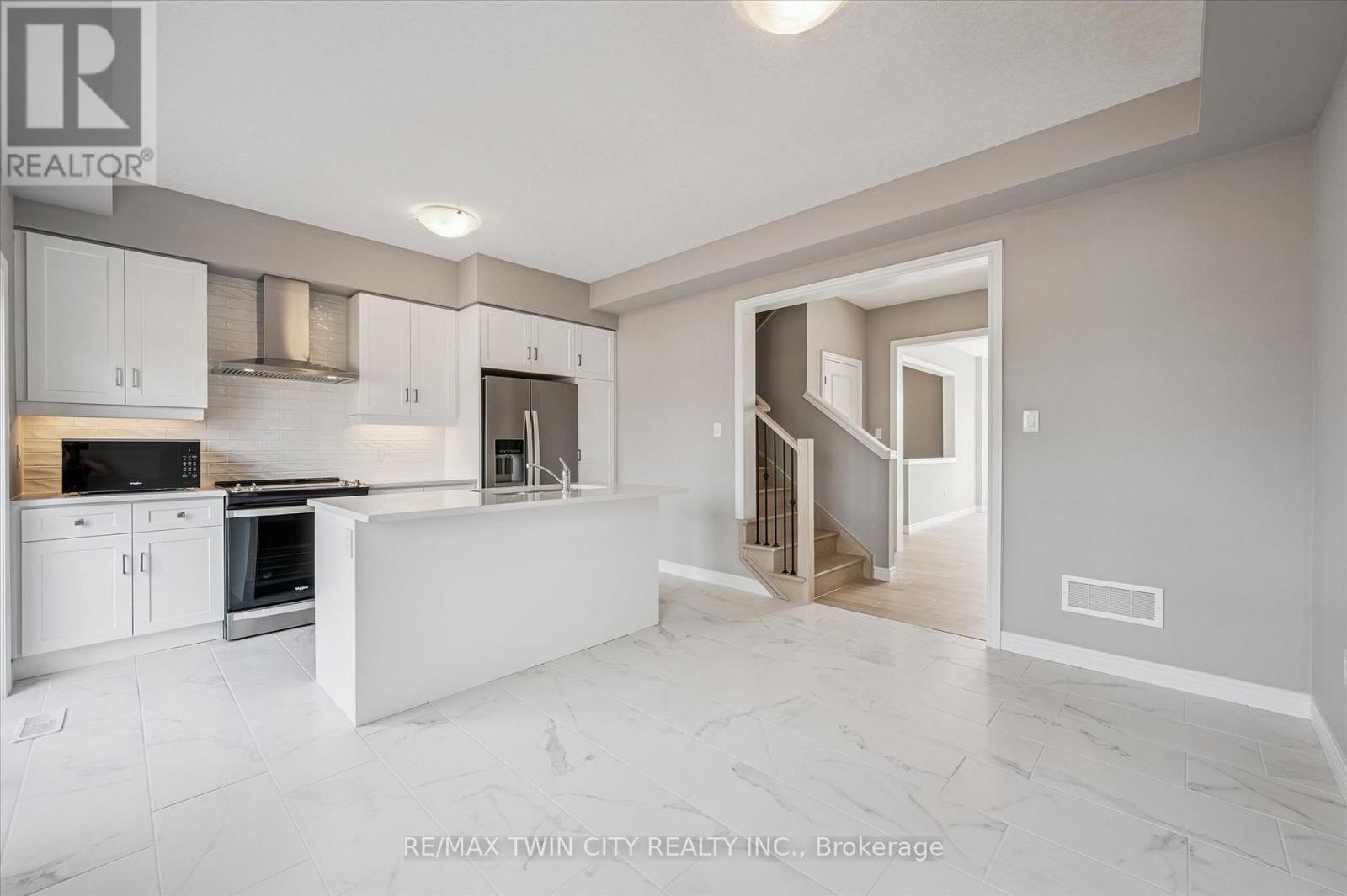 27 Sora Lane, Guelph, Ontario  N1E 0T4 - Photo 17 - X13653256