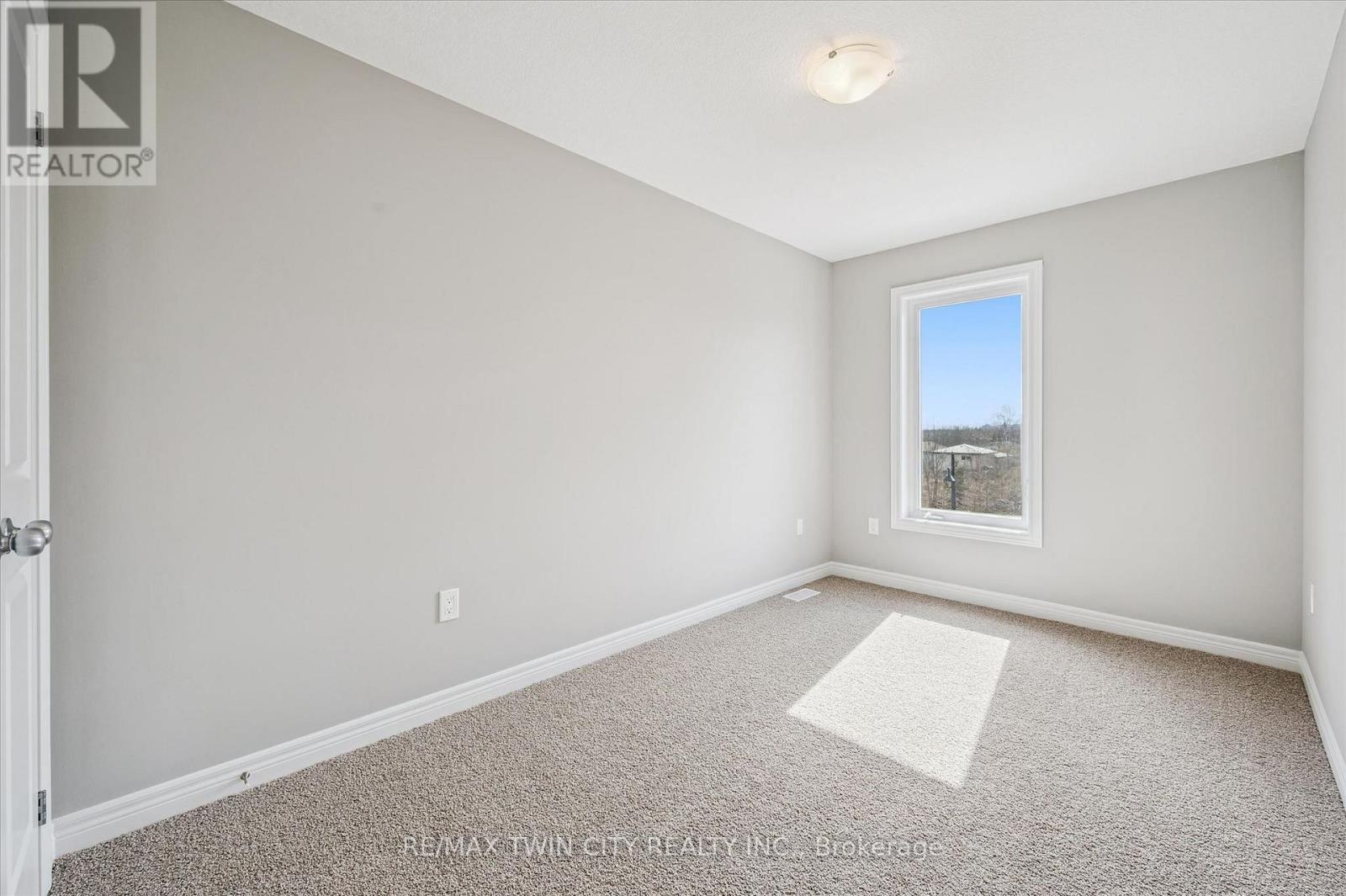 27 Sora Lane, Guelph, Ontario  N1E 0T4 - Photo 20 - X13653256