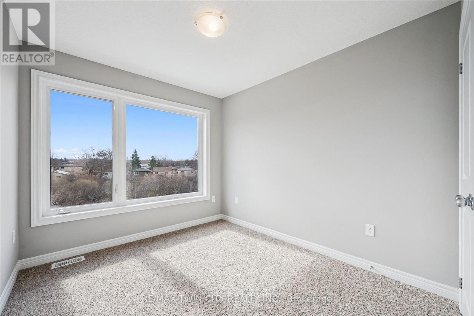 27 Sora Lane, Guelph, Ontario  N1E 0T4 - Photo 22 - X13653256
