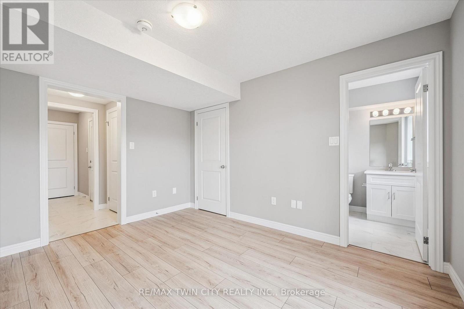 27 Sora Lane, Guelph, Ontario  N1E 0T4 - Photo 29 - X13653256