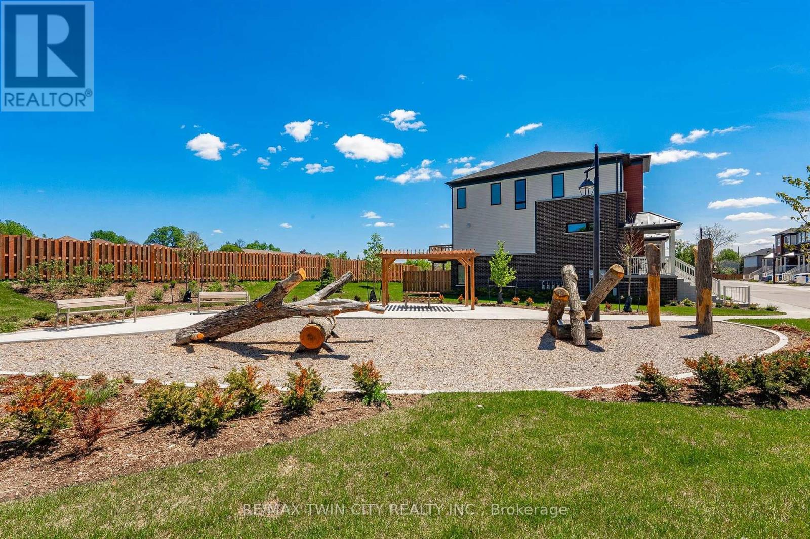 27 Sora Lane, Guelph, Ontario  N1E 0T4 - Photo 43 - X13653256