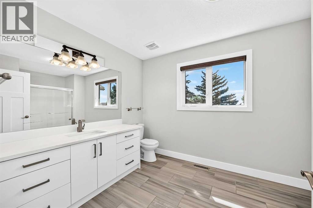 884 East Chestermere Drive, Chestermere, Alberta  T1X 1A7 - Photo 33 - A2326707