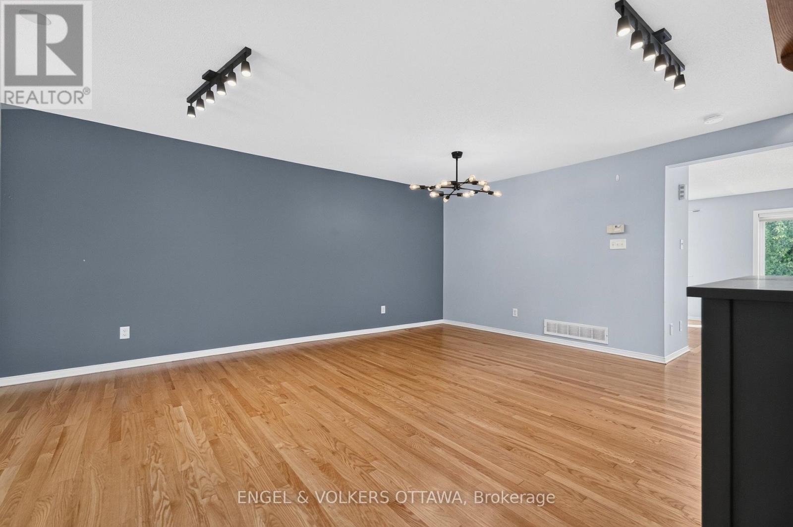 2123 Esprit Drive, Ottawa, Ontario  K4A 4K2 - Photo 6 - X13653284