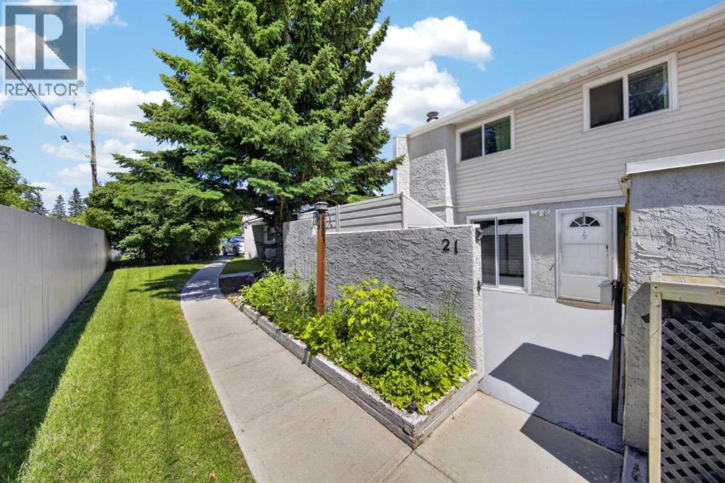 21, 4915 45 Street SW, Calgary, Alberta  T3E 3W5 - Photo 4 - A2326570