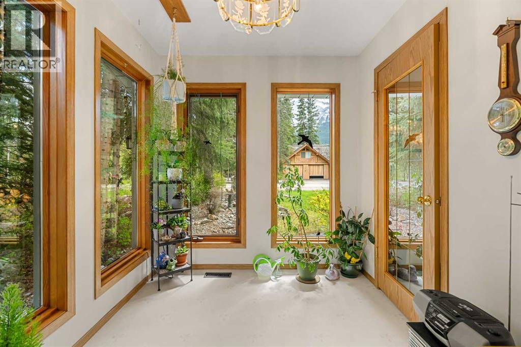 730 2nd Street, Canmore, Alberta  T1W 2K7 - Photo 31 - A2329754