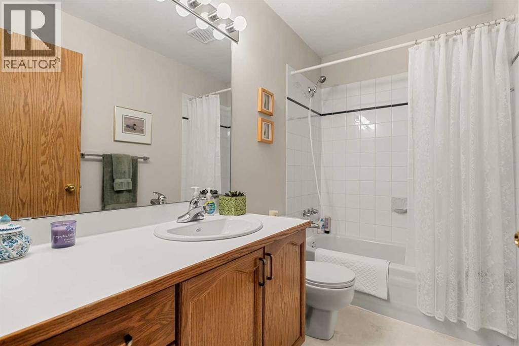 730 2nd Street, Canmore, Alberta  T1W 2K7 - Photo 45 - A2329754