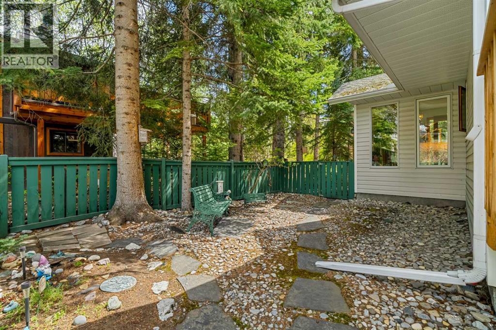 730 2nd Street, Canmore, Alberta  T1W 2K7 - Photo 14 - A2329754