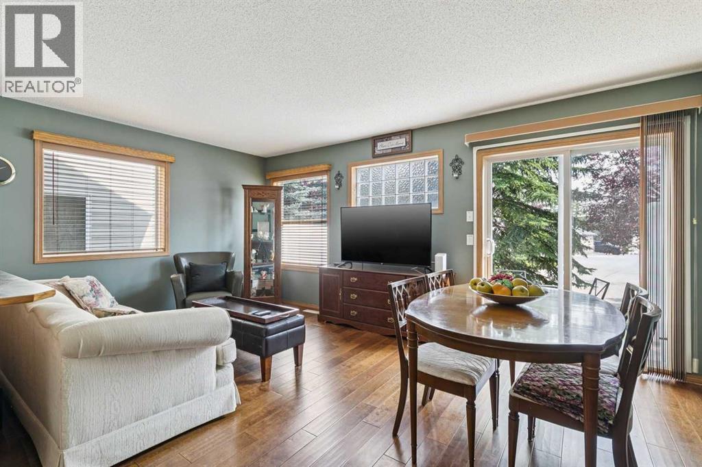 148 Everstone Drive SW, Calgary, Alberta  T2Y 0E1 - Photo 10 - A2335279