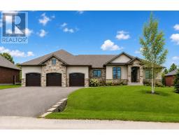 25 MENNILL DRIVE, Springwater, Ontario