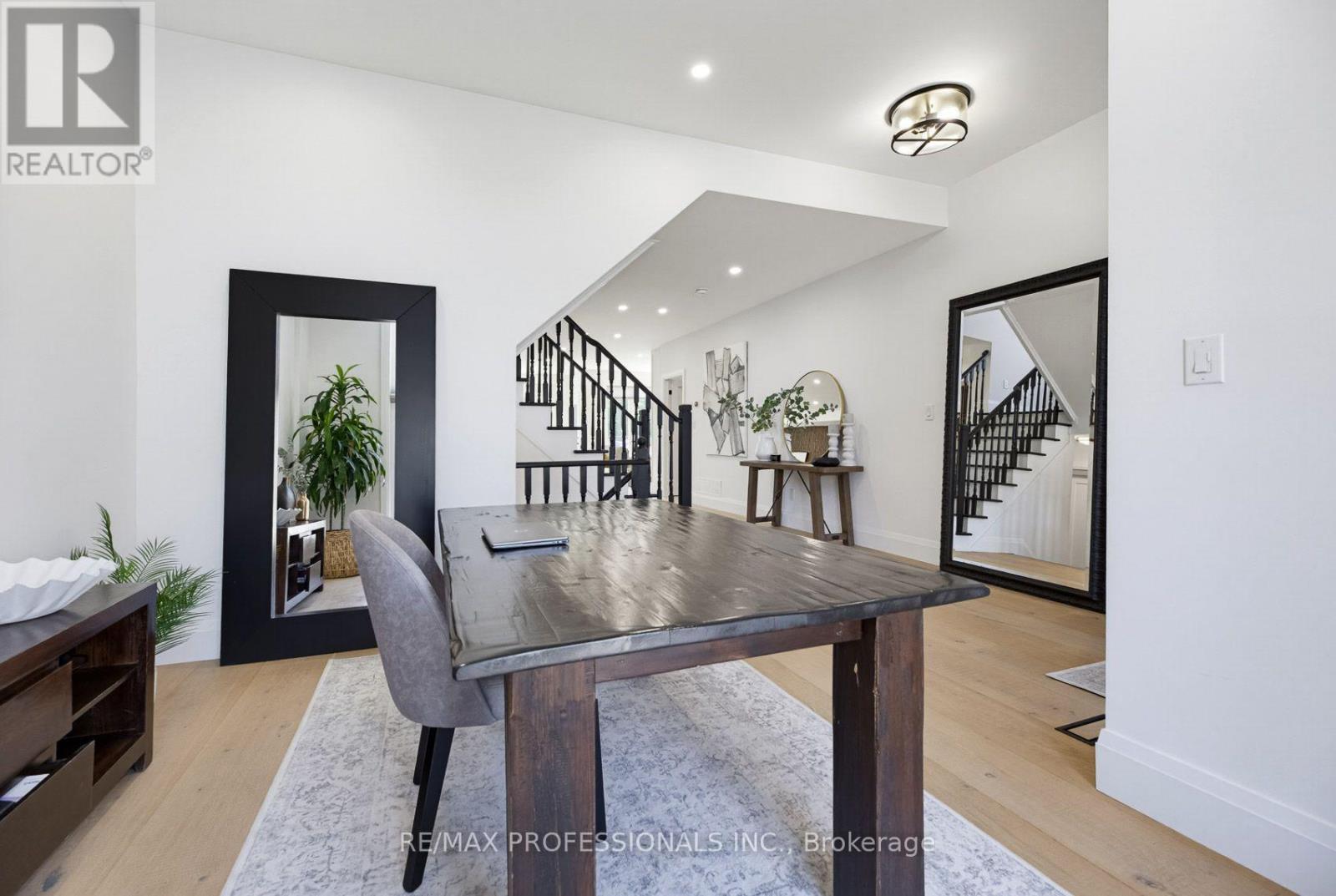 80 Silvervalley Drive, Caledon, Ontario  L7E 2Z1 - Photo 6 - W13648022