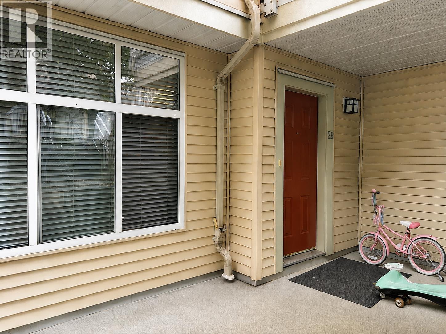 29 7128 Stride Avenue, Burnaby, British Columbia  V3N 1T5 - Photo 4 - R3153828