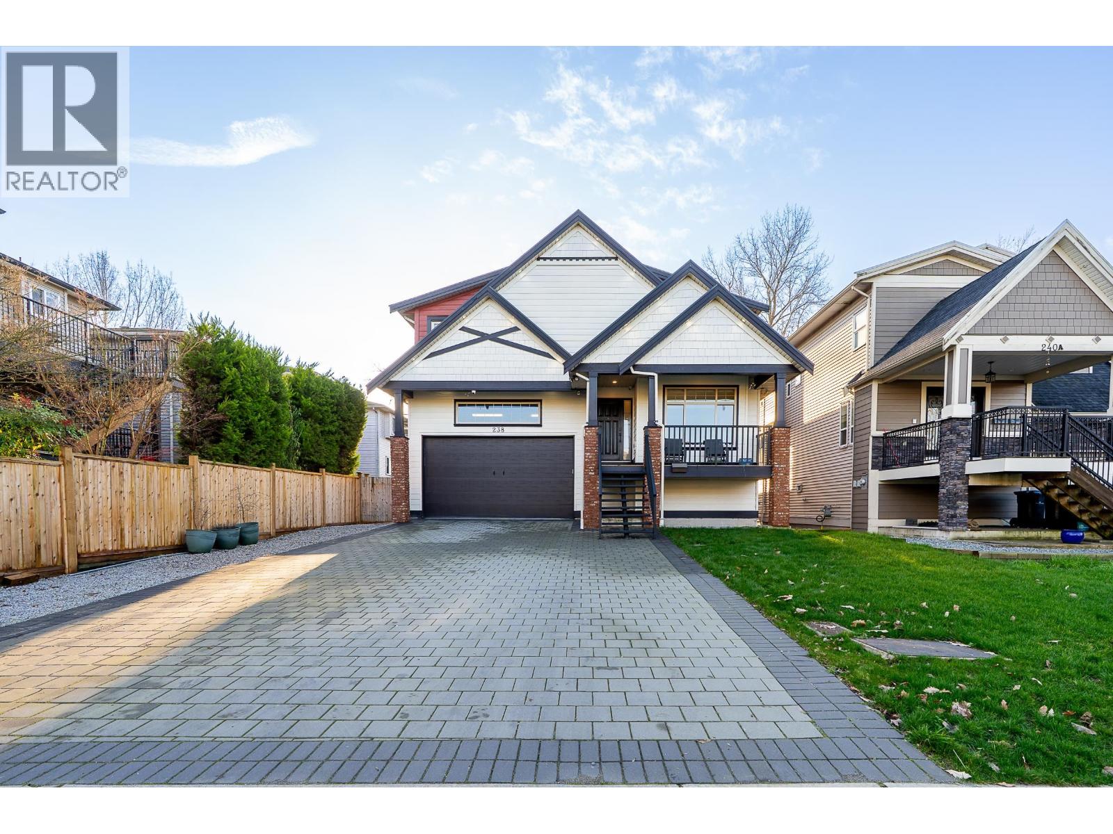 238 PHILLIPS STREET, New Westminster, British Columbia