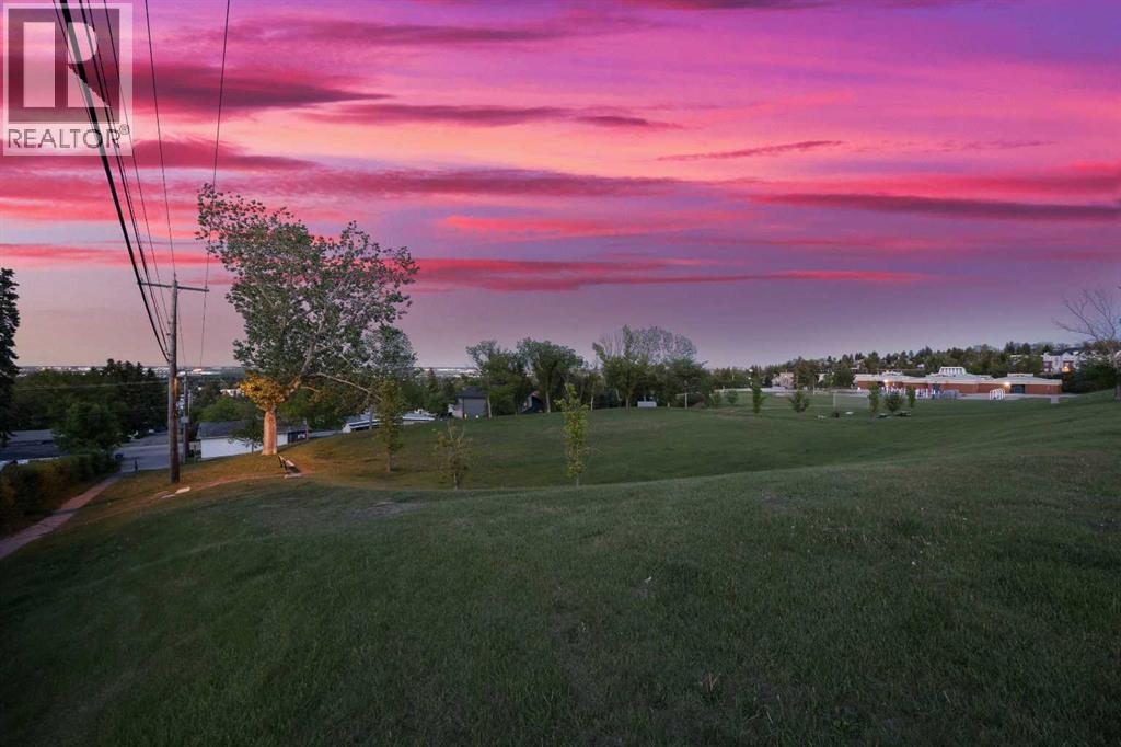 7035 Huntercrest Road Nw, Calgary, Alberta T2K 4J9 - Photo 4 - A2319970