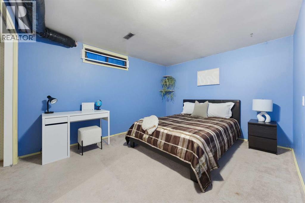 7035 Huntercrest Road Nw, Calgary, Alberta T2K 4J9 - Photo 33 - A2319970