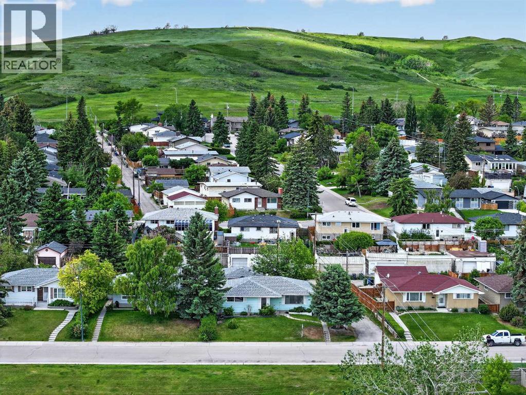 7035 Huntercrest Road Nw, Calgary, Alberta T2K 4J9 - Photo 39 - A2319970