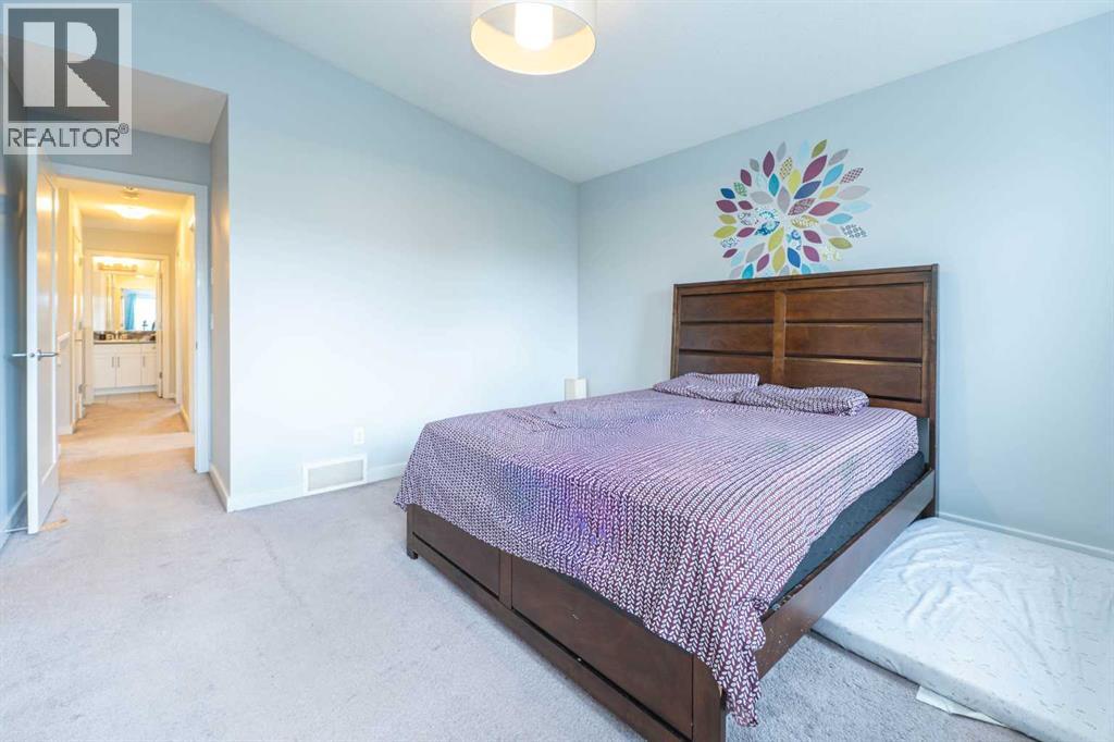 75 Ravensmoor Manor SE, Airdrie, Alberta  T4A 0J7 - Photo 22 - A2323087