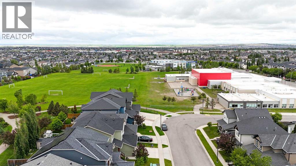 75 Ravensmoor Manor SE, Airdrie, Alberta  T4A 0J7 - Photo 6 - A2323087