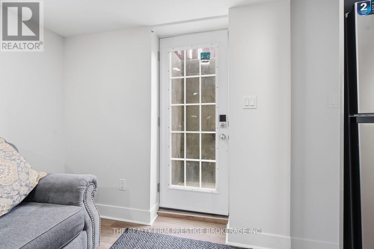 Lower - 612 Fox Mill Place, London South, Ontario  N6J 2B2 - Photo 2 - X13653320