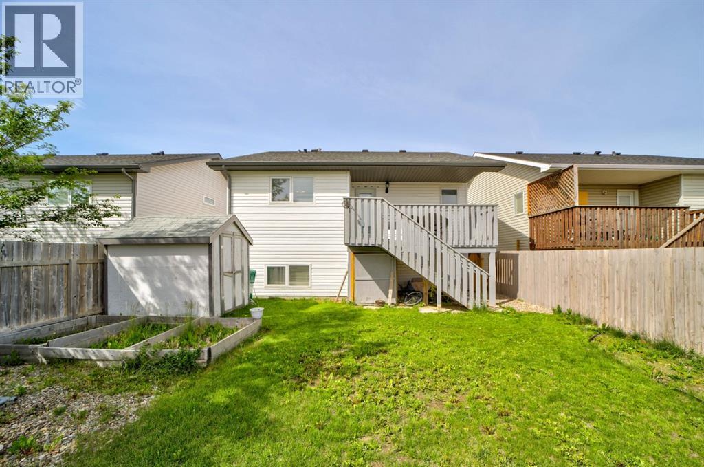 571 Blackfoot Manor W, Lethbridge, Alberta  T1K 7W4 - Photo 37 - A2324419