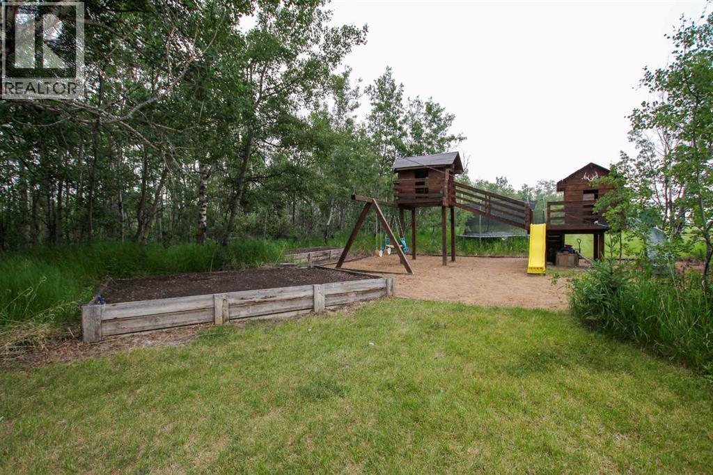 201, 1236 Township Road 384, Rural Red Deer County, Alberta  T4S 1S6 - Photo 38 - A2335684