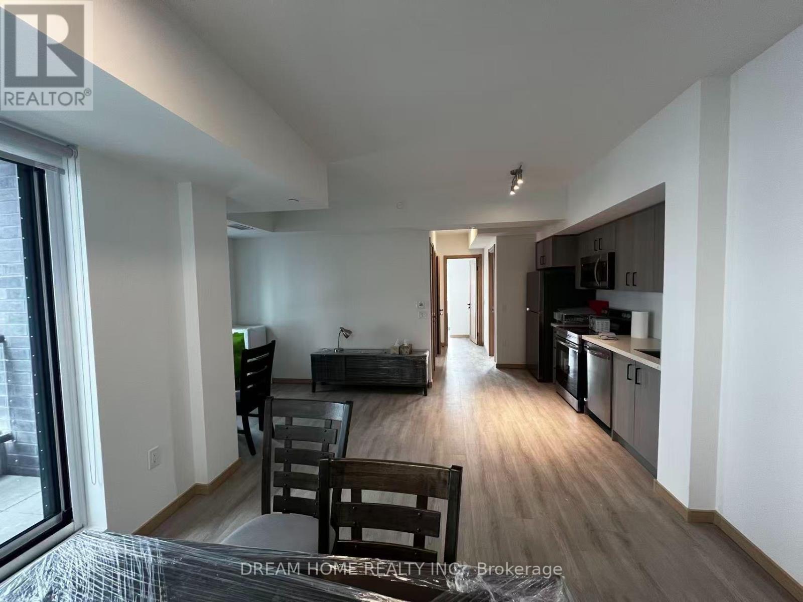 217 - 3421 SHEPPARD AVENUE E, Toronto, Ontario