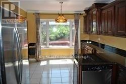87 Strathmore Drive, Markham, Ontario  L3P 6K4 - Photo 2 - N13653314