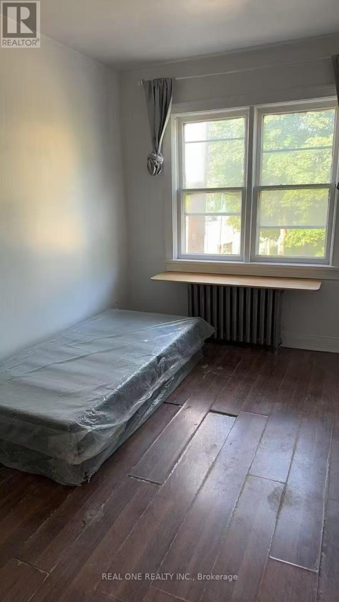 ROOM1 - 3287 LAKE SHORE BOULEVARD W, Toronto, Ontario