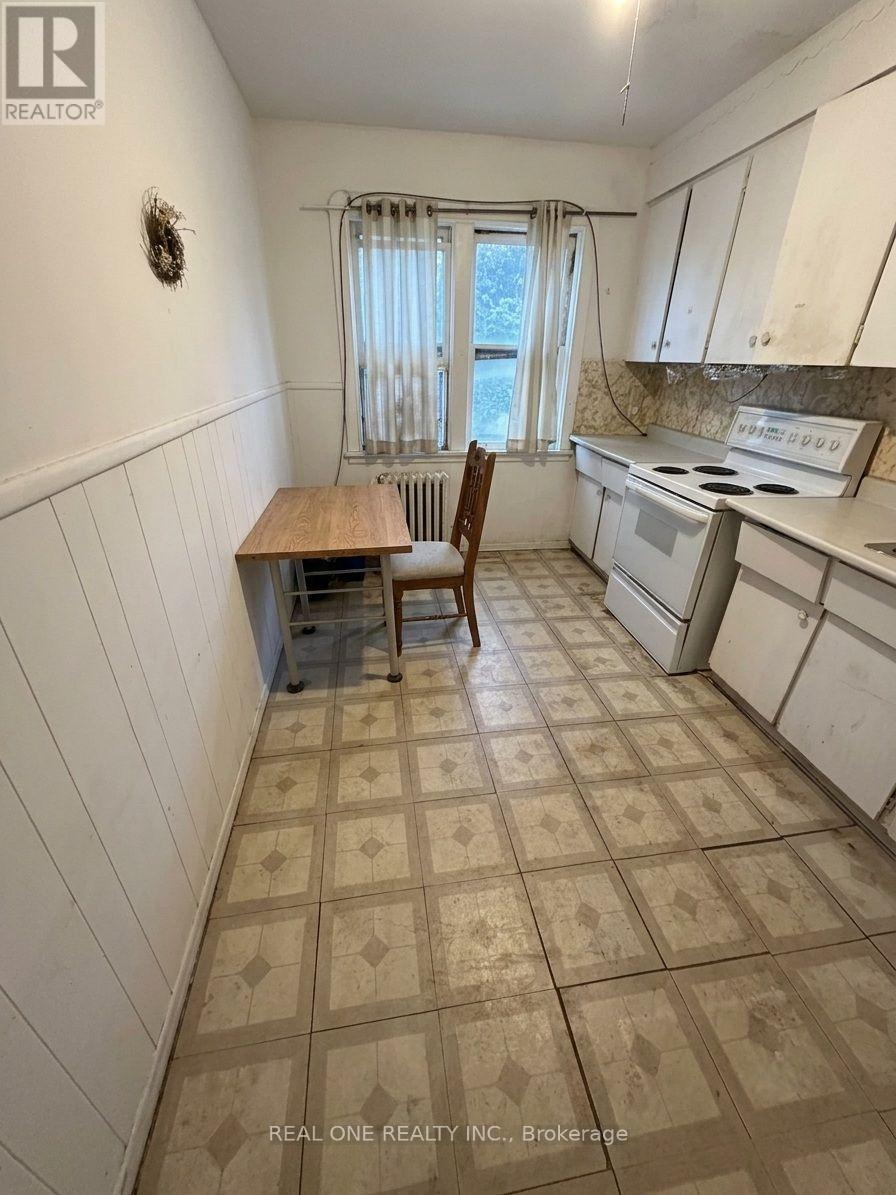 Room1 - 3287 Lake Shore Boulevard W, Toronto, Ontario  M8W 1M8 - Photo 3 - W13653306