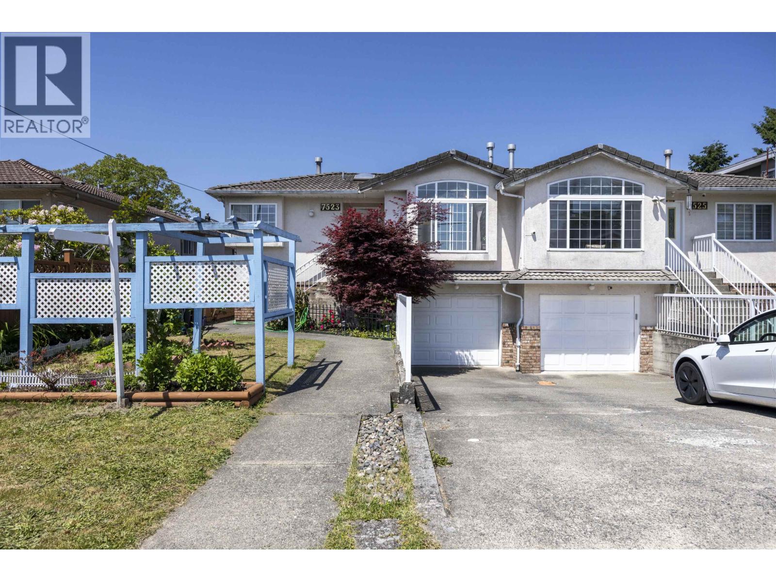 7523 17th Avenue, Burnaby, British Columbia V3N 1L6 - Photo 1 - R3153918