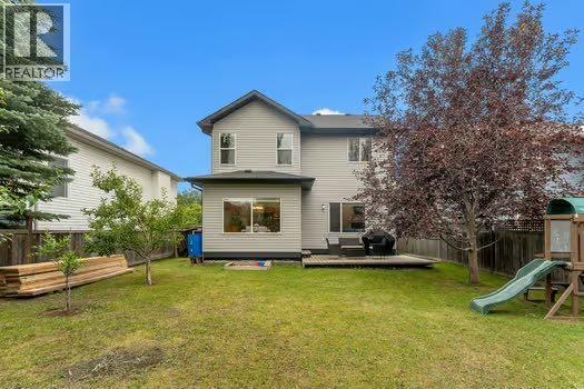 100 Fairways Drive NW, Airdrie, Alberta  T4B 2R7 - Photo 32 - A2334738
