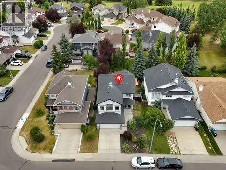 100 Fairways Drive NW, Airdrie, Alberta  T4B 2R7 - Photo 36 - A2334738