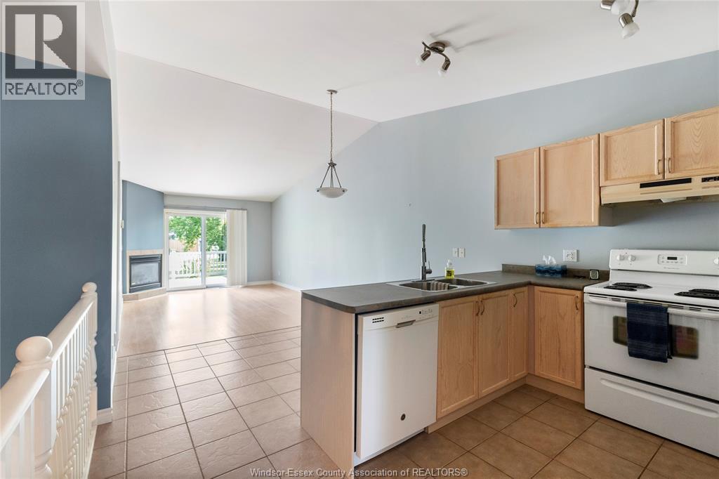 298 Lester Drive, Essex, Ontario  N8M 1B8 - Photo 6 - 26019222