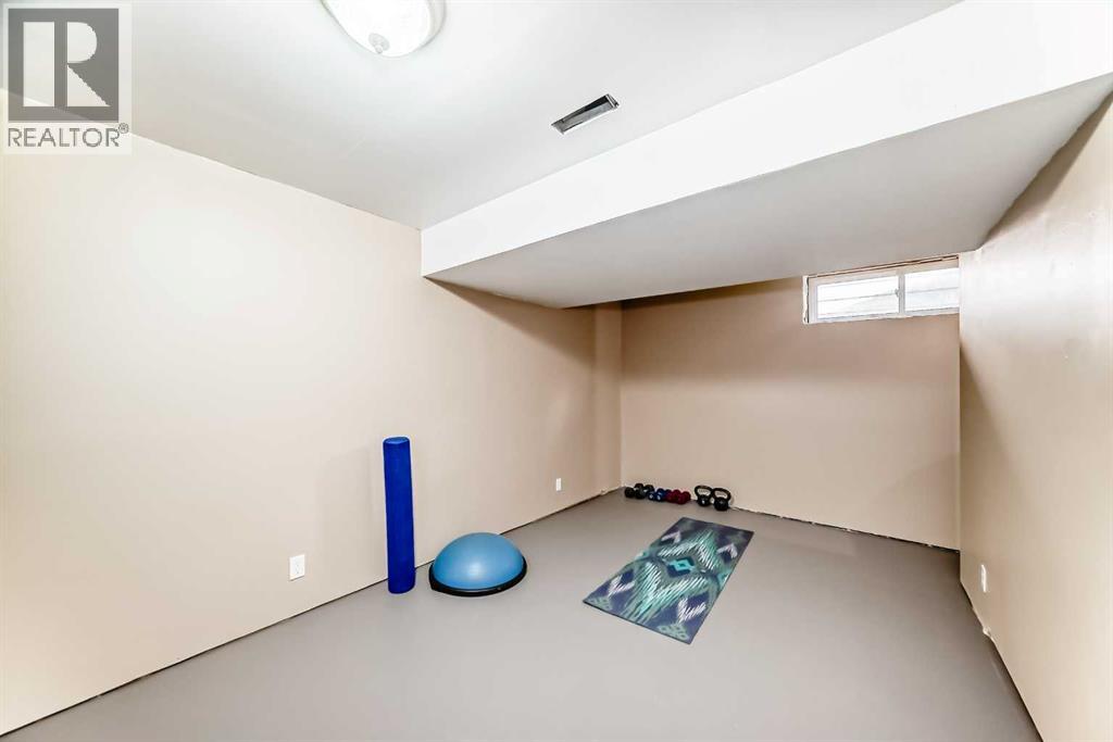 52 Beacham Road NW, Calgary, Alberta  T3K 1S4 - Photo 21 - A2312179