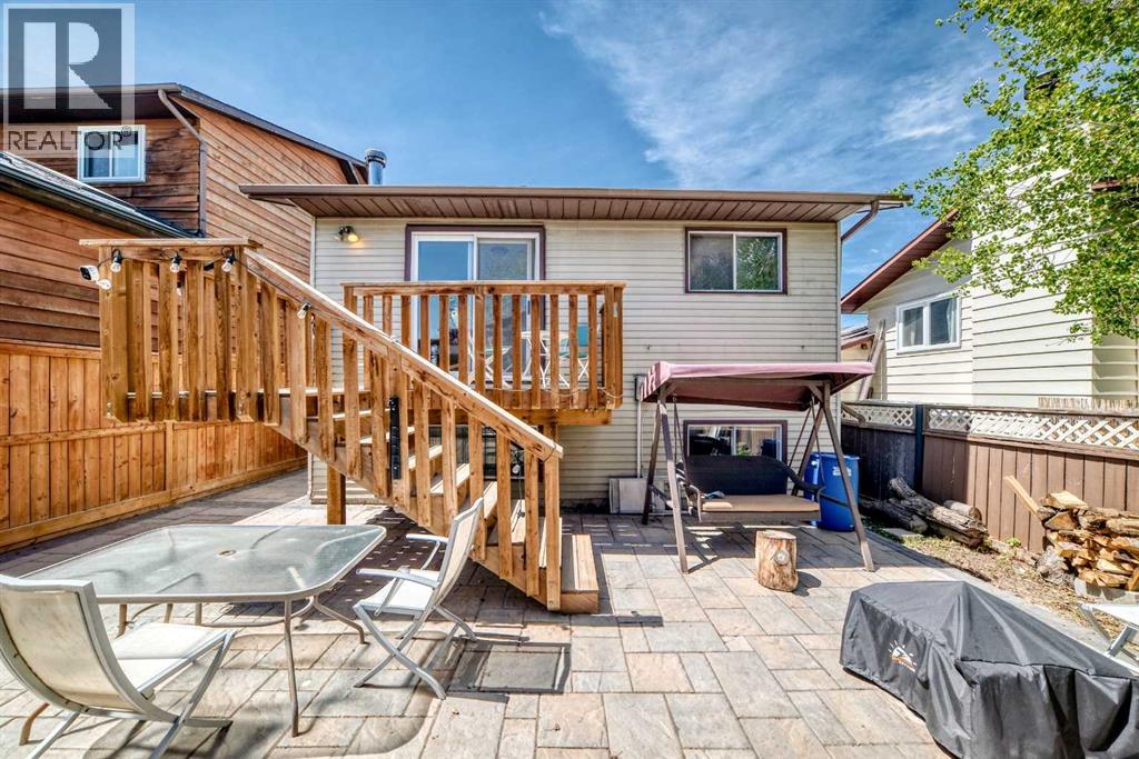 52 Beacham Road NW, Calgary, Alberta  T3K 1S4 - Photo 24 - A2312179