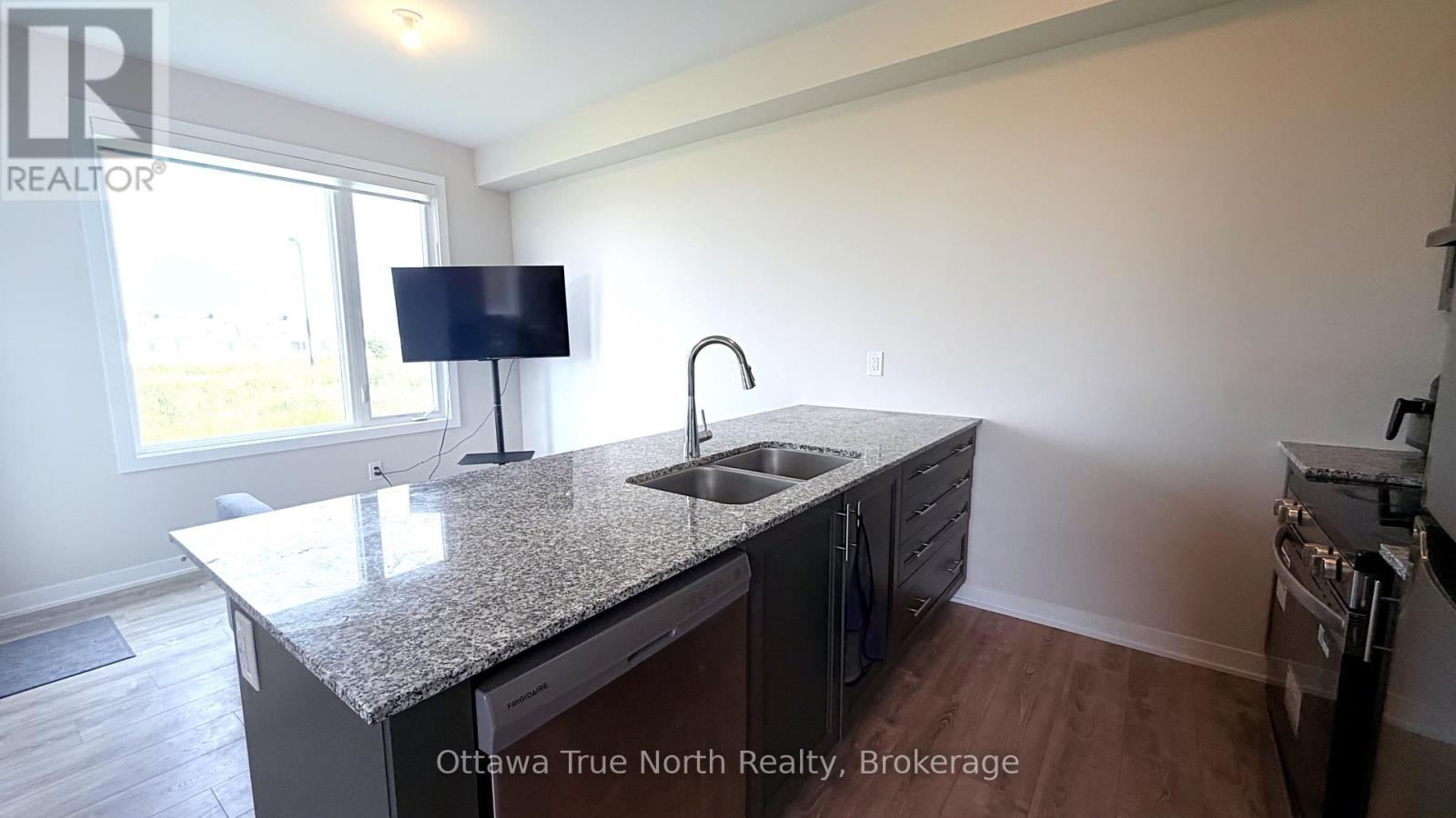 875 Andesite Terrace, Ottawa, Ontario  K2J 7H5 - Photo 10 - X13653344