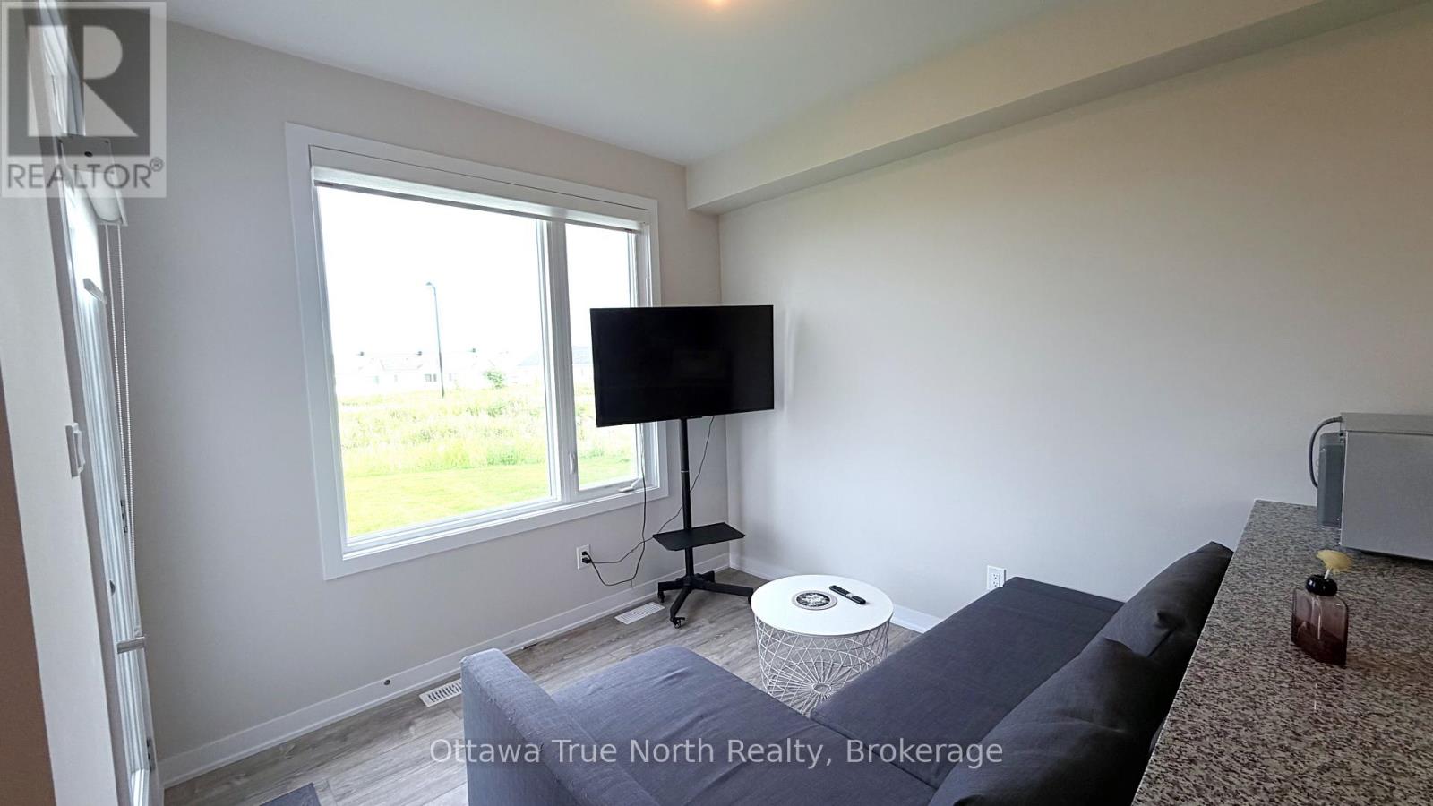 875 Andesite Terrace, Ottawa, Ontario  K2J 7H5 - Photo 4 - X13653344
