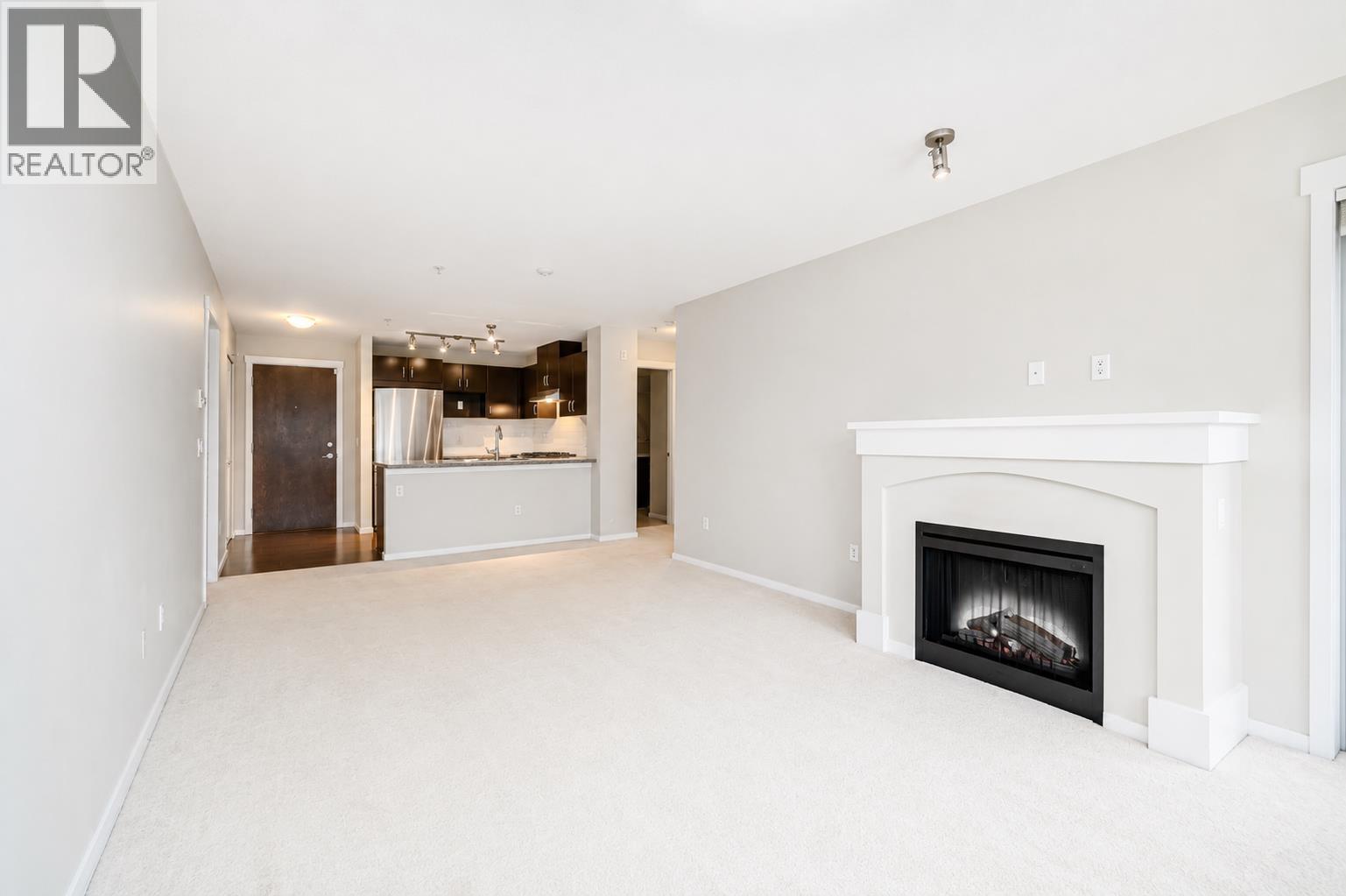 405 3110 Dayanee Springs Boulevard, Coquitlam, British Columbia  V3E 0B4 - Photo 2 - R3153944