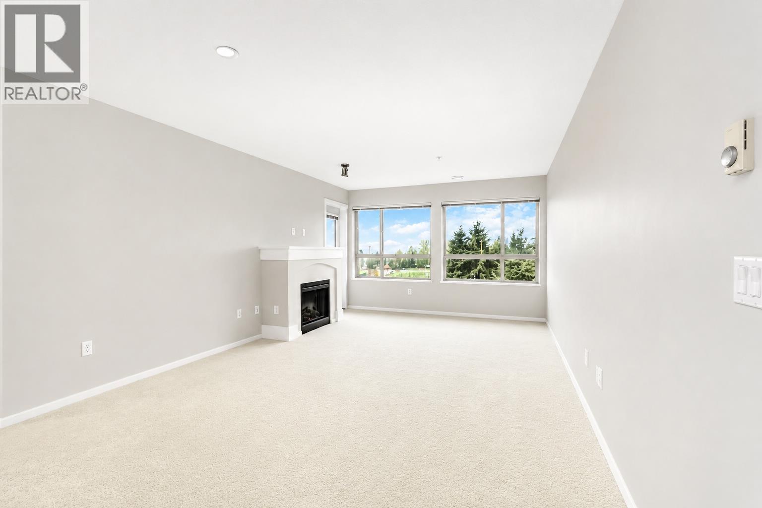405 3110 Dayanee Springs Boulevard, Coquitlam, British Columbia  V3E 0B4 - Photo 4 - R3153944