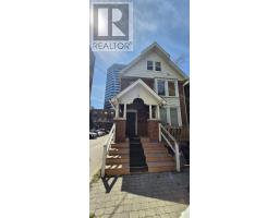 6 FERNDALE AVENUE, Toronto, Ontario