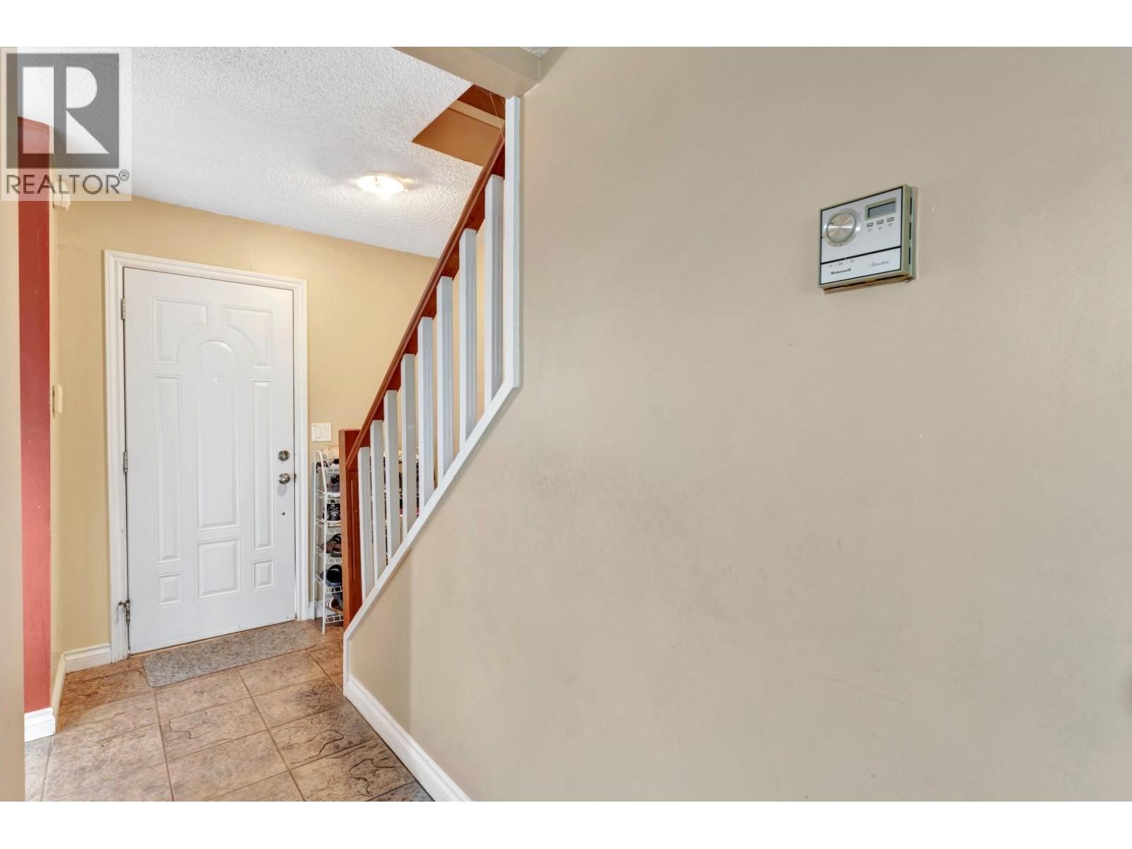 957 Blackstock Road, Port Moody, British Columbia  V3H 3S3 - Photo 8 - R3153602