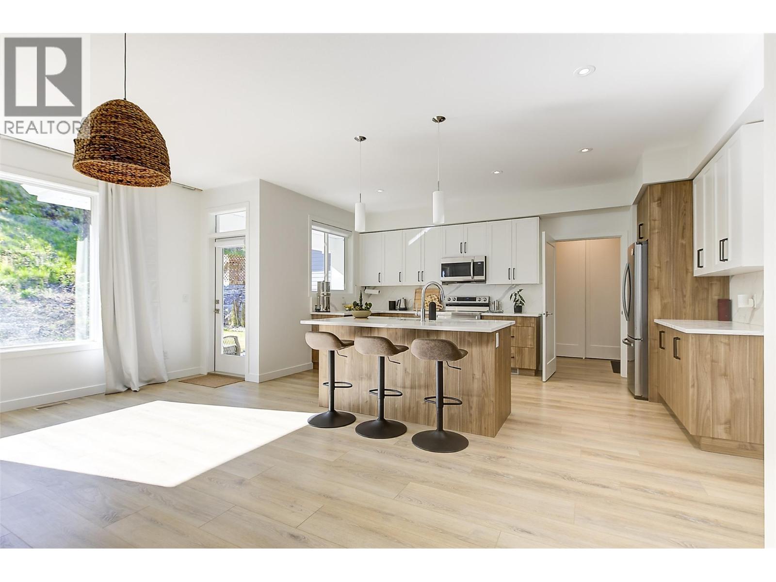 206 Echo Ridge, Kelowna, British Columbia  V1V 0C9 - Photo 14 - 10394897