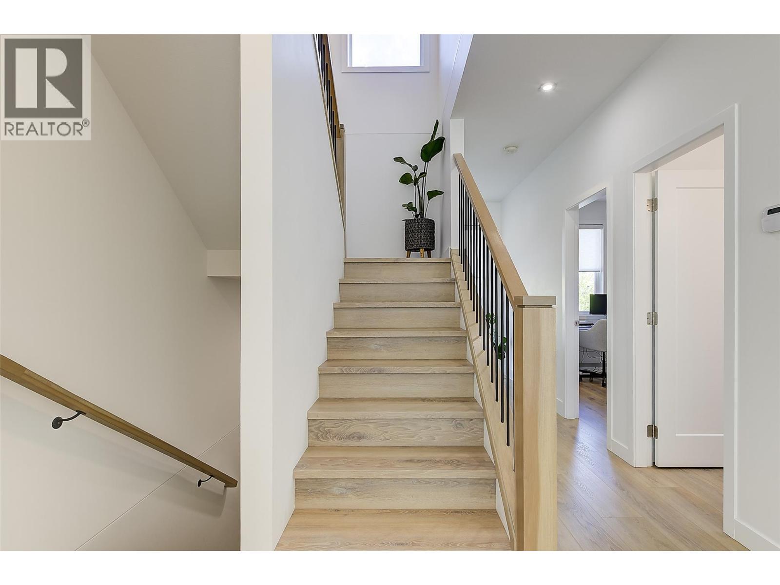 206 Echo Ridge, Kelowna, British Columbia  V1V 0C9 - Photo 35 - 10394897