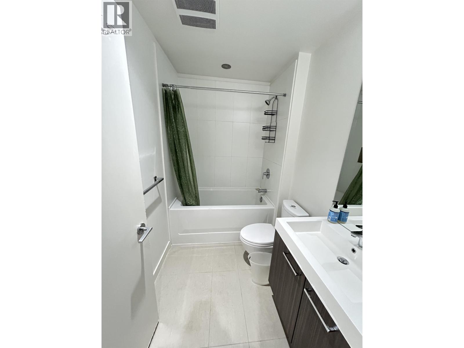 303 9250 University High Street, Burnaby, British Columbia  V5A 0B3 - Photo 18 - R3087616